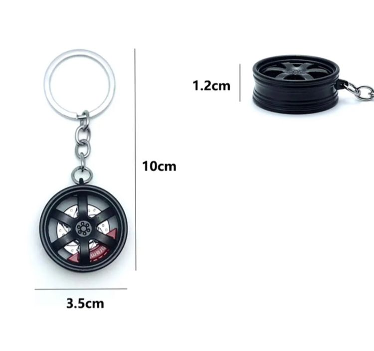 Black Metal Wheel Keychain – Premium Automotive Design