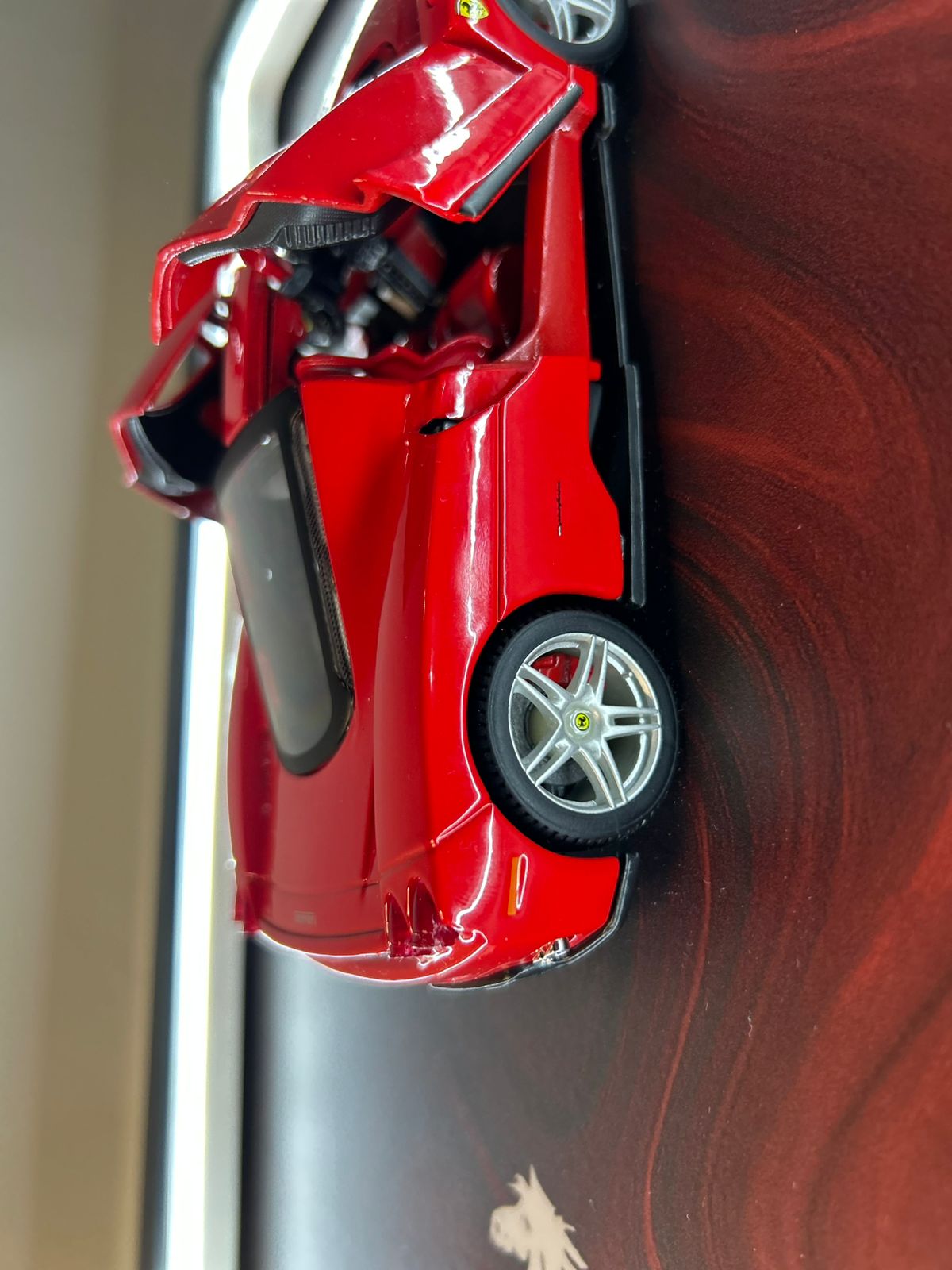 Officially Licensed Ferrari Enzo 1:24 Scale – A Masterpiece in Every Detail