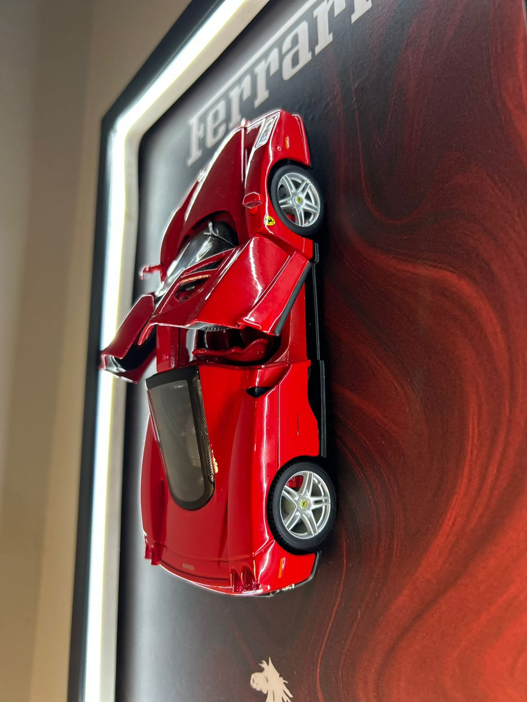 Officially Licensed Ferrari Enzo 1:24 Scale – A Masterpiece in Every Detail